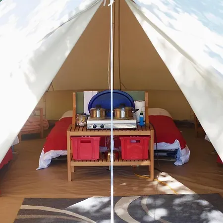 Etang Du Camp Κάμπινγκ