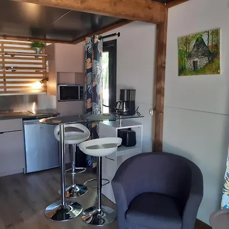 Camping Etang Du Camp