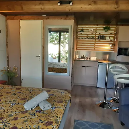 Etang Du Camp Κάμπινγκ