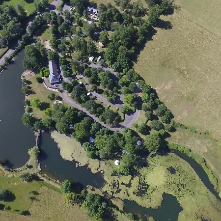 Etang Du Camp Camping Senergues
